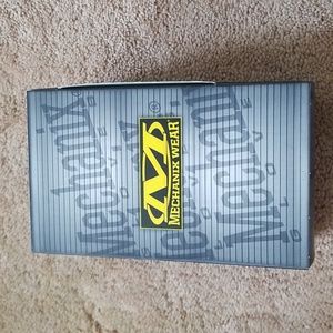 Hot wheels mechanix collectable gloves and car